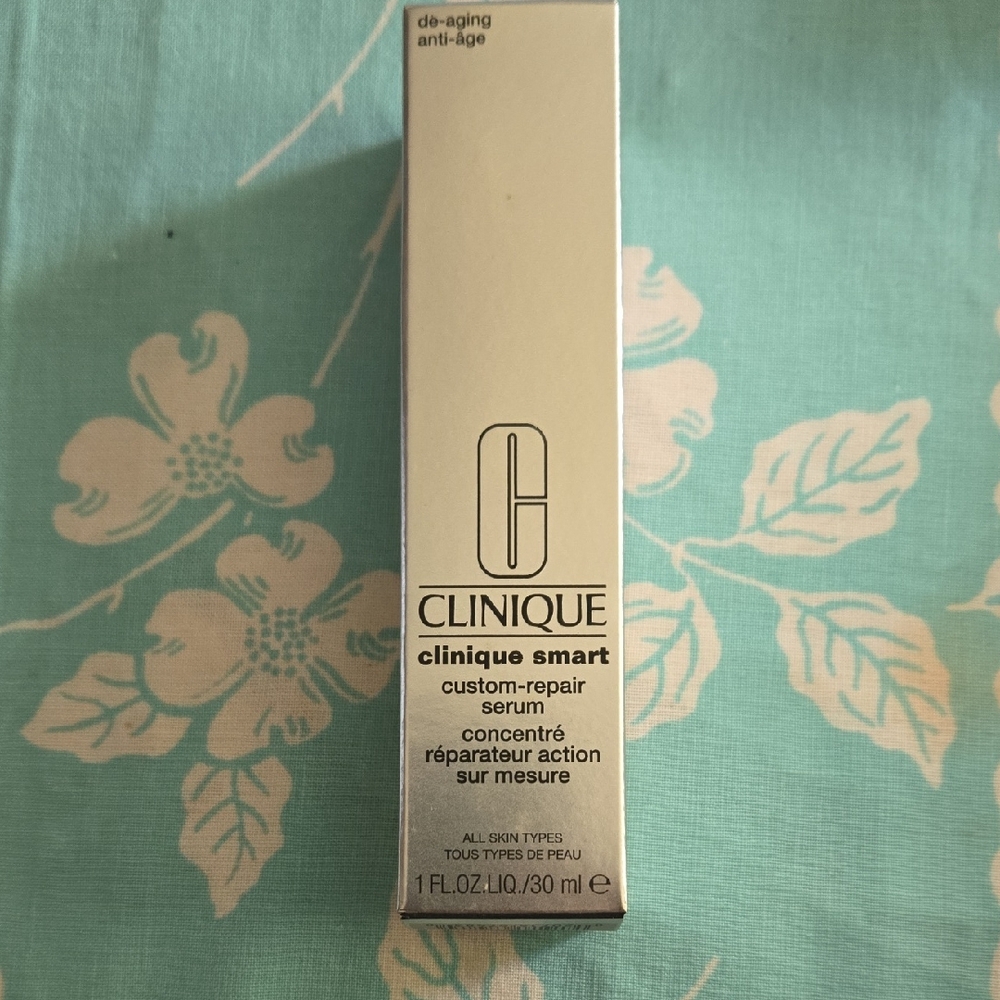 Clinique Smart Custom-Repair De-Aging Serum